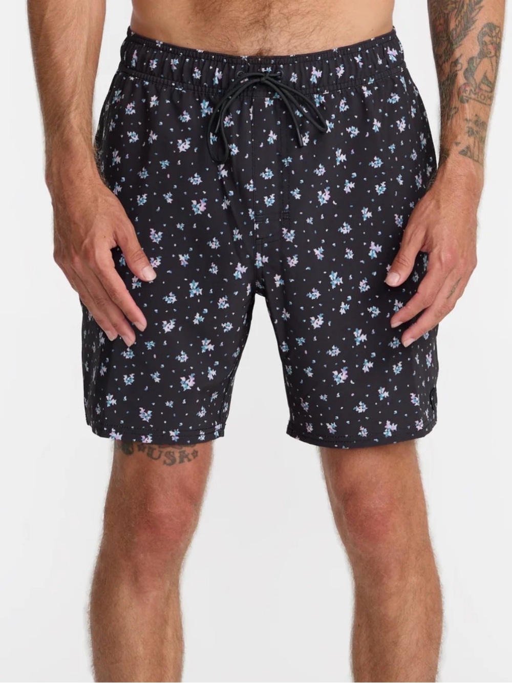 RVCA Men’s VA Elastic 17" Swim Shorts Vintage Navy Floral XL. NWT